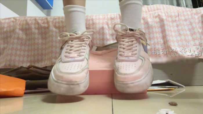 af1踩纸箱 JS251120~5