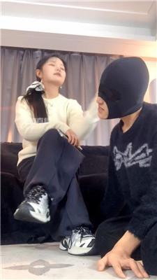 【女生也能很暴力】运动鞋踩踏-粉棉袜辱 JS260105-19