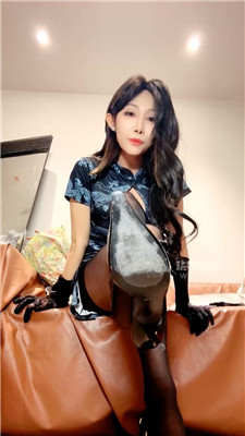 【喵酱紫】我迷人的小妈    260104-13