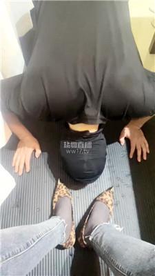 【涵曦S】女老板超臭脚辱狗 JS260108-47