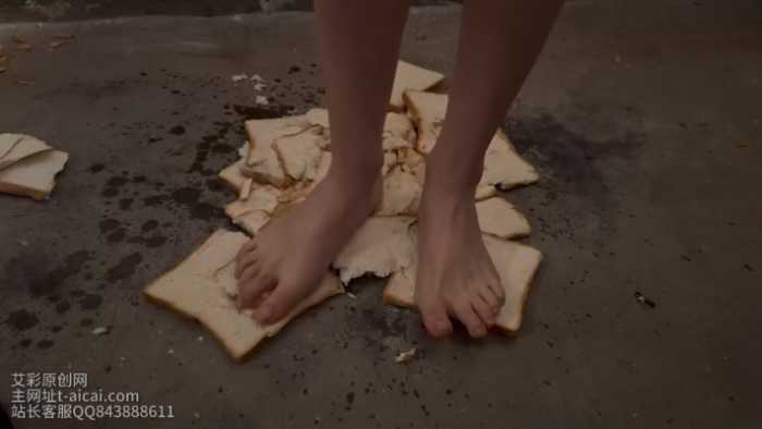 【三公主】脏鞋裸足圣水面包~ YC-260118-3