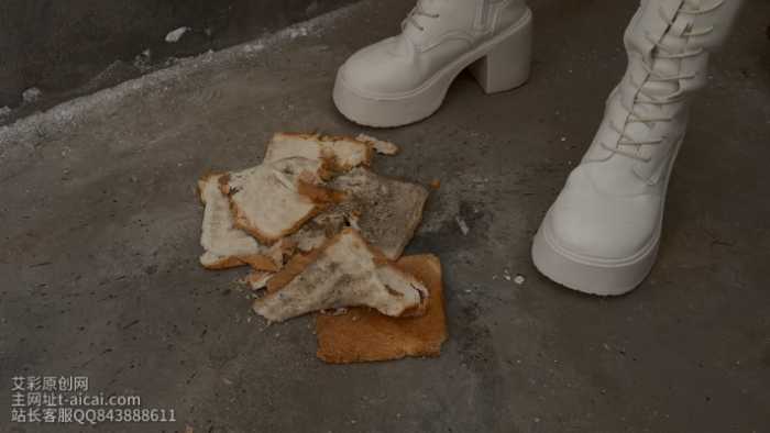 【三公主】脏长靴踩狗粮~ YC-260118-4